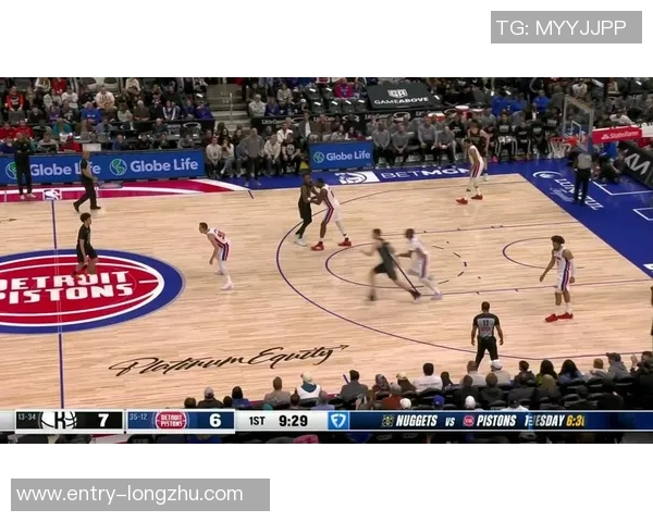 克拉克斯顿半场高效表现8中7砍下15分多次暴扣引爆全场气氛