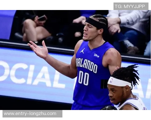 火箭青年军展现实力谢泼德与小贾巴里史密斯联手打硬仗